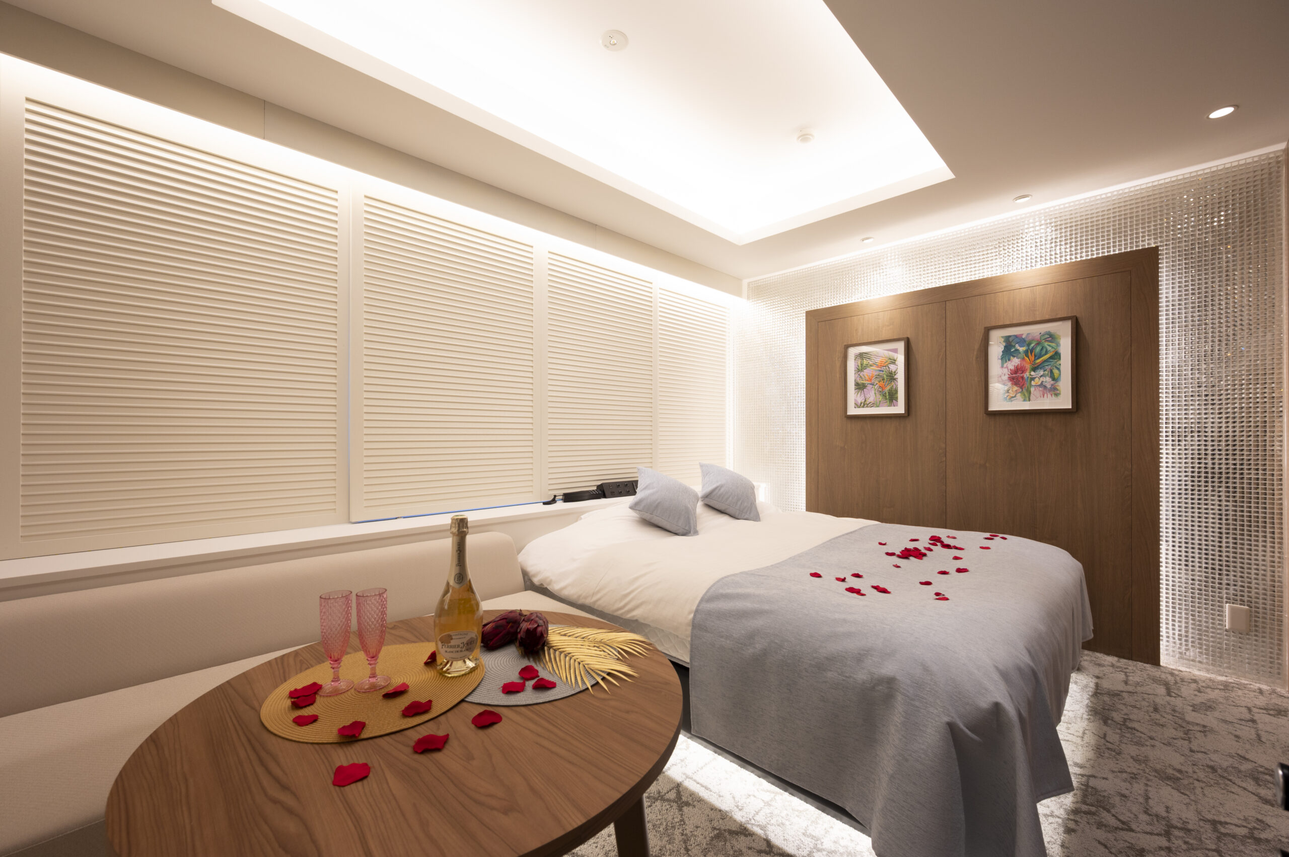 201号室 サムネイル2