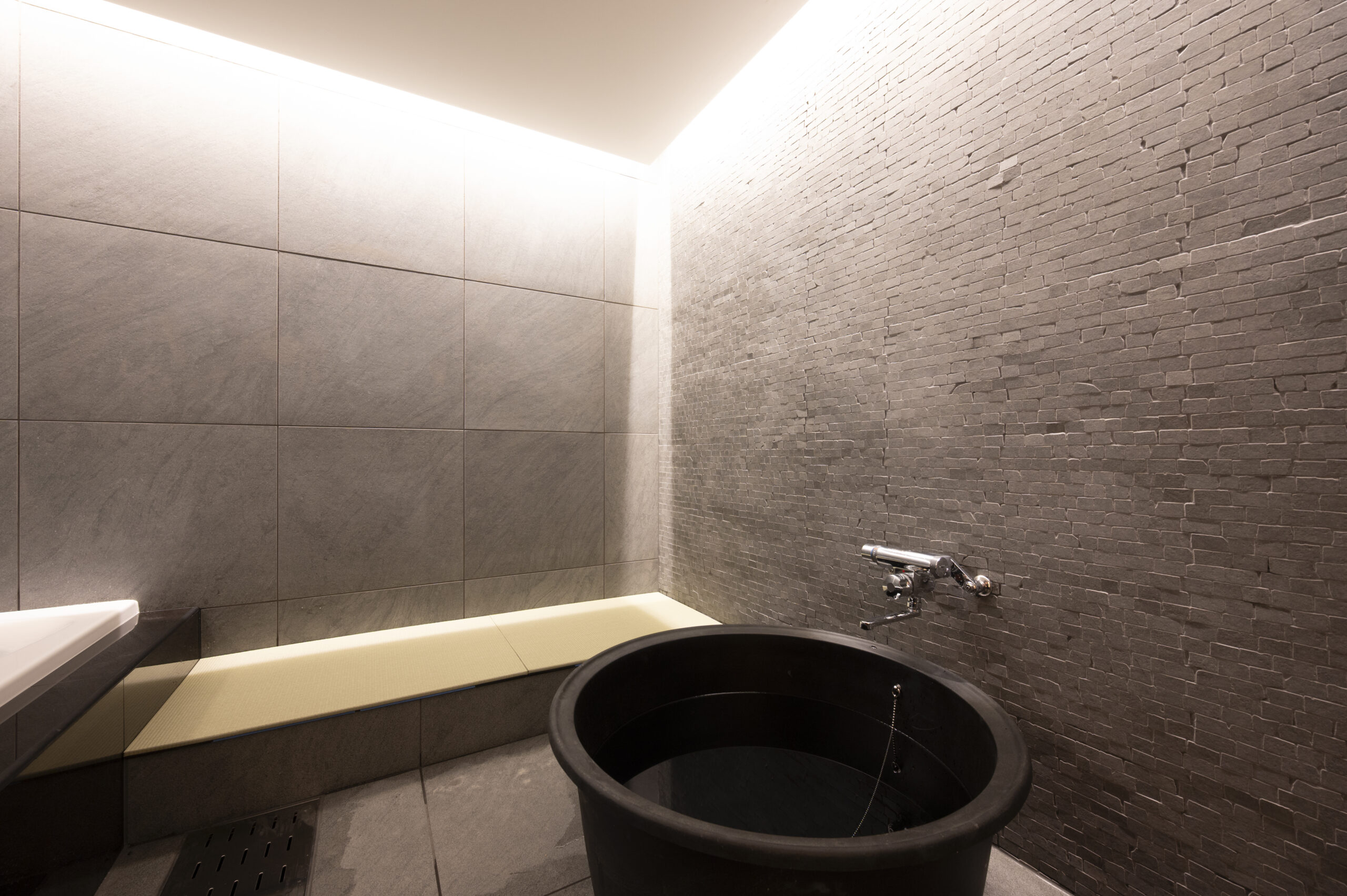 210号室 サムネイル6