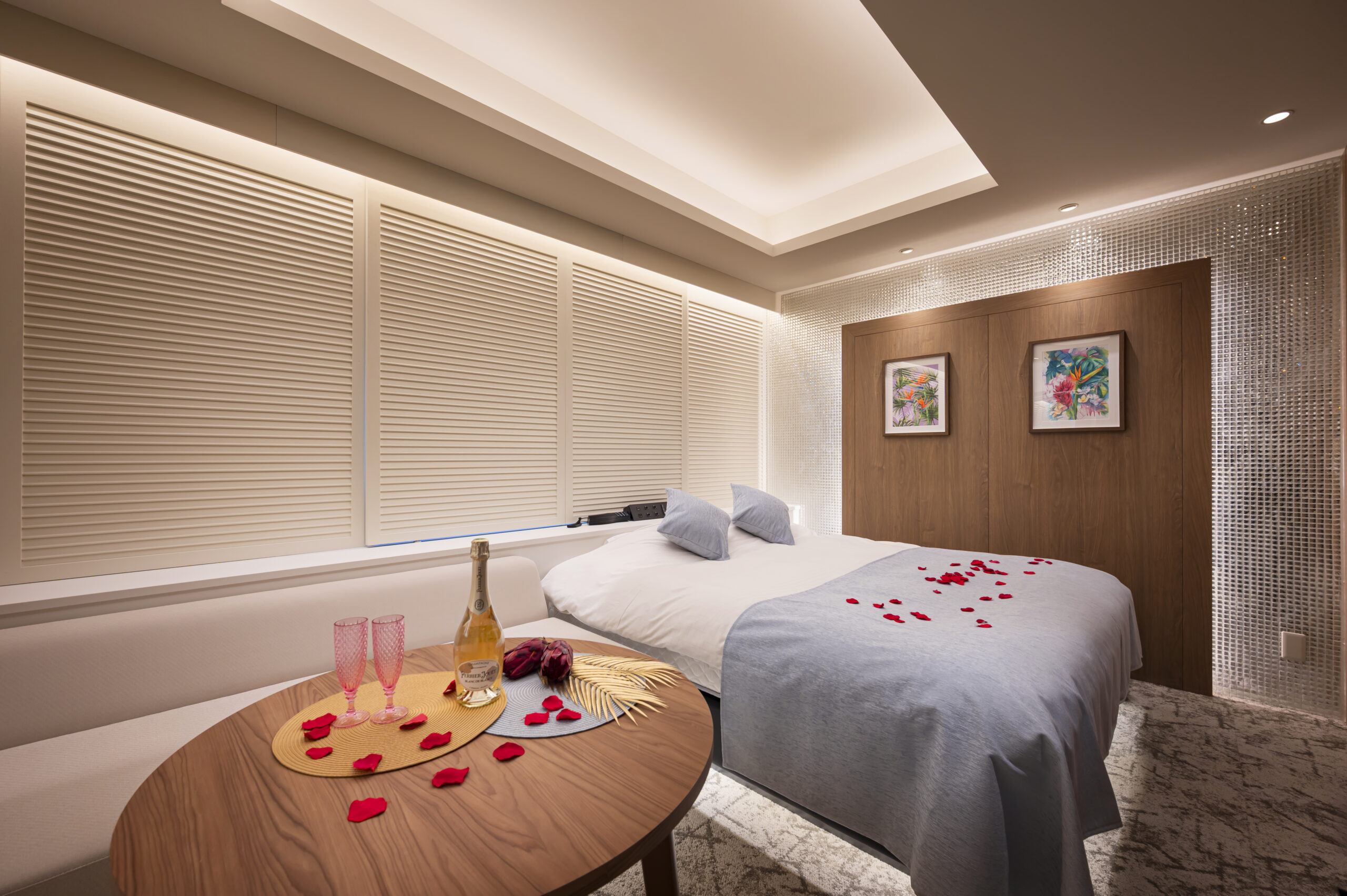 201号室 サムネイル2