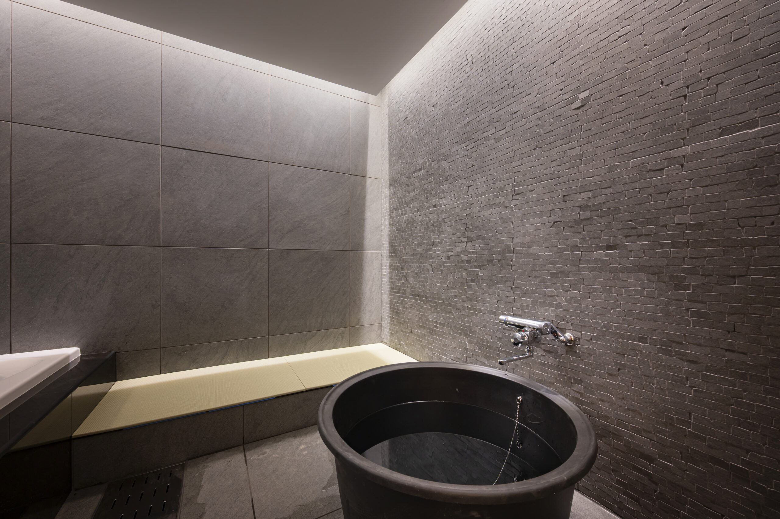 210号室 サムネイル6